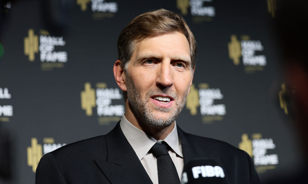 Dirk Nowitzki nach der Ehrung in die Hall of Fame, Berlin, 2026