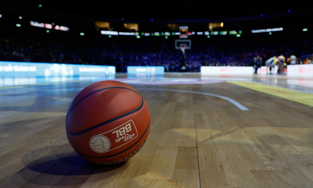 Basketball in der Berlin Arena